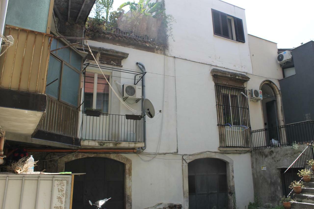 Gisira Appartment Catânia Exterior foto